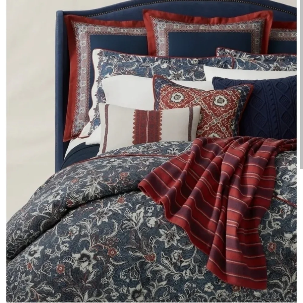 Ralph Lauren Home Mirabelle Full Queen Comforter Indigo Blue